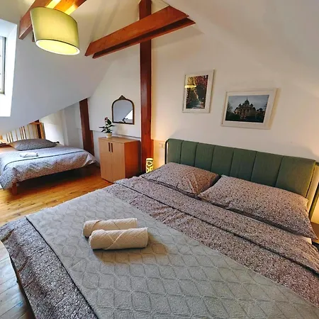 Daire Frida Old Town With Private Parking Kösice