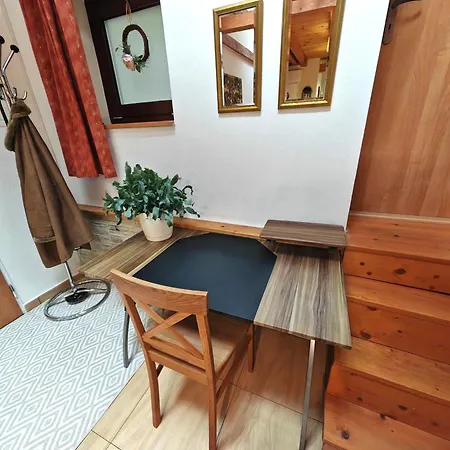 Frida Old Town With Private Parking Košice